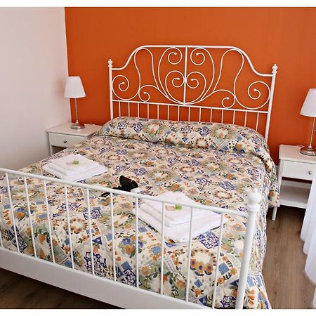 Tosca B&B Catania Bagian luar foto