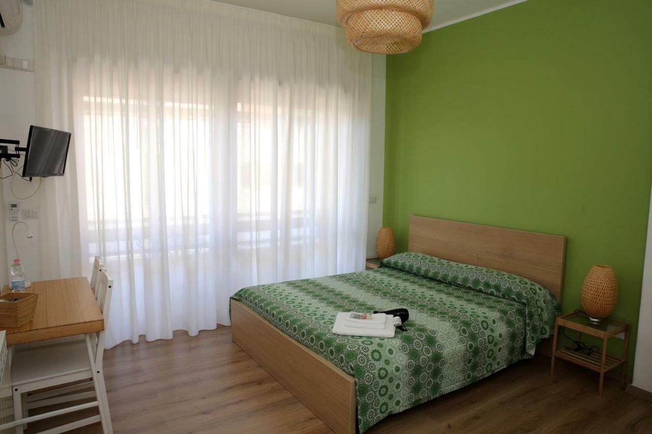 Tosca B&B Catania Bagian luar foto