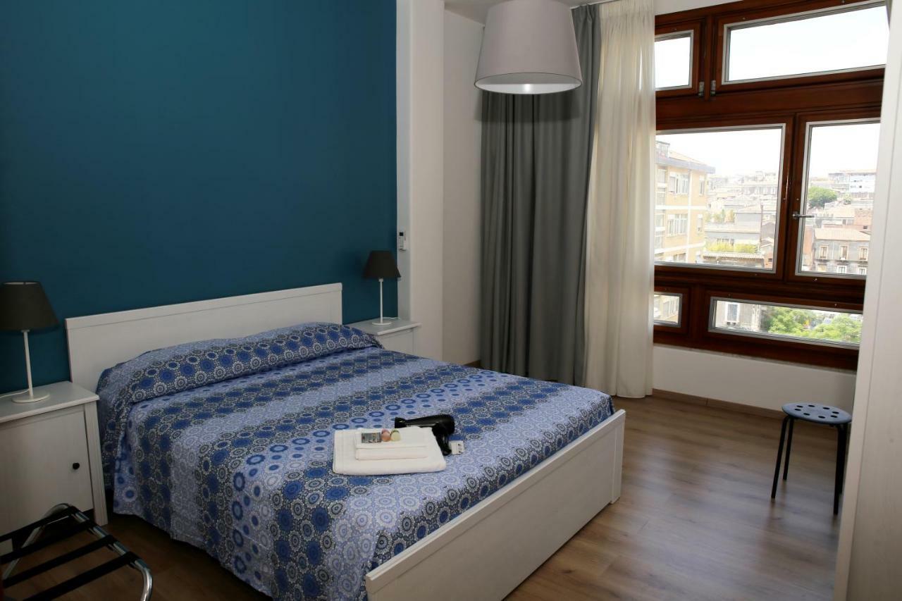Tosca B&B Catania Bagian luar foto