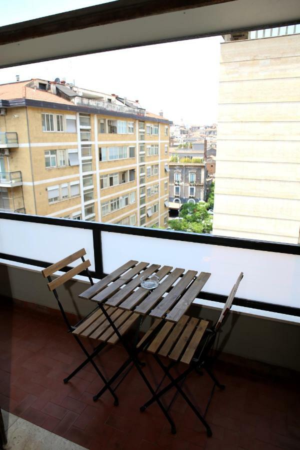 Tosca B&B Catania Bagian luar foto