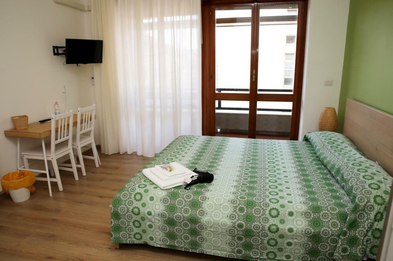 Tosca B&B Catania Bagian luar foto